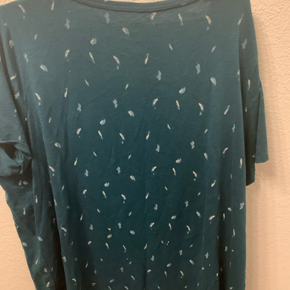 Everyday T-Shirt in Women’s Size 2X - Picture 3 of 4